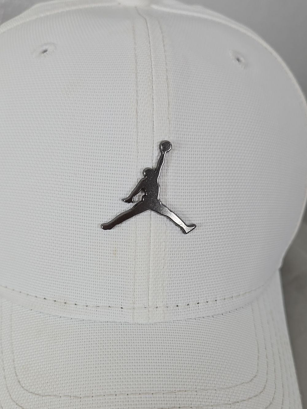 Jordan Rise Structured Metal Jumpman Hat. - Picture 4 of 8